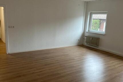 Wohnung Quierschied - 2 Zimmer, 80 m&sup2;, 450&euro; | Angebot:25022819
