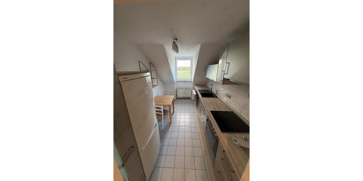 Dachgeschoßwohnung Wolfsburg Alt-Wolfsburg - 3 Zimmer, 65 m&sup2;, 700&euro; | Angebot:26606682