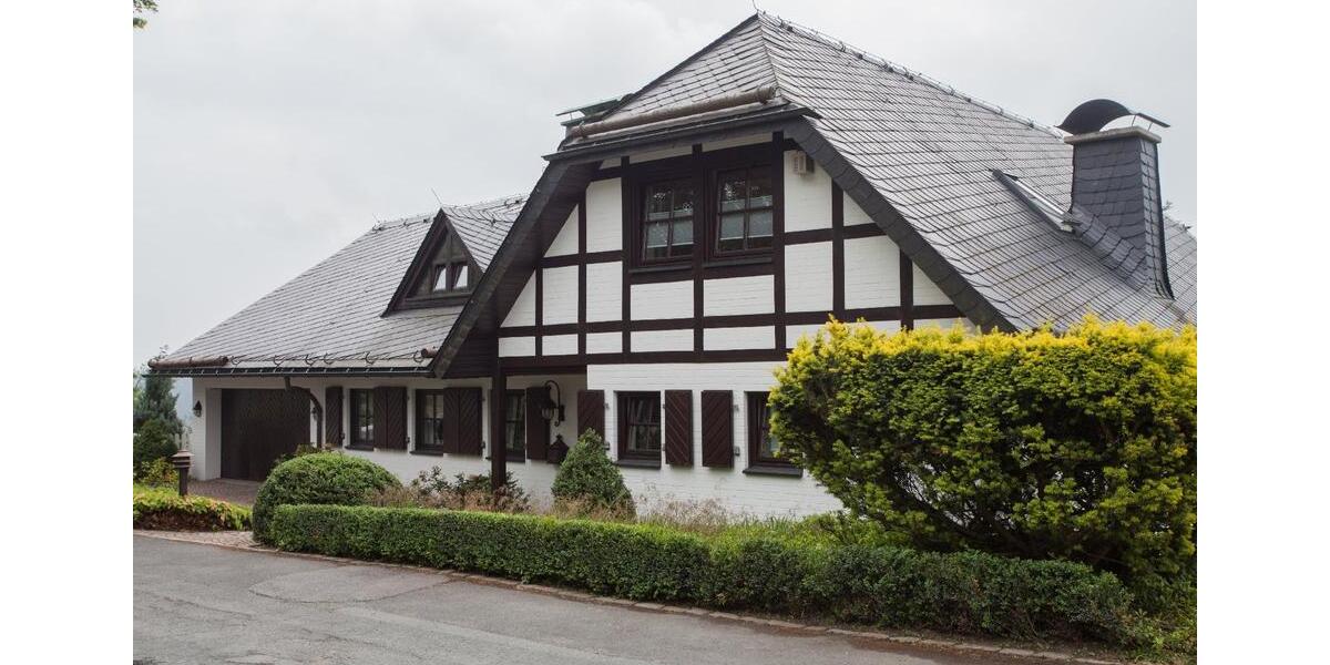 Etagenwohnung Winterberg - 4 Zimmer, 200 m&sup2;, 2.000&euro; | Angebot:26161798