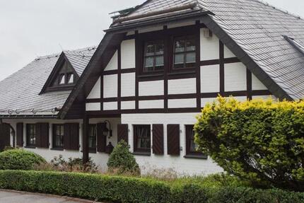 Wohnung Winterberg - 4 Zimmer, 200 m&sup2;, 2.000&euro; | Angebot:26161798