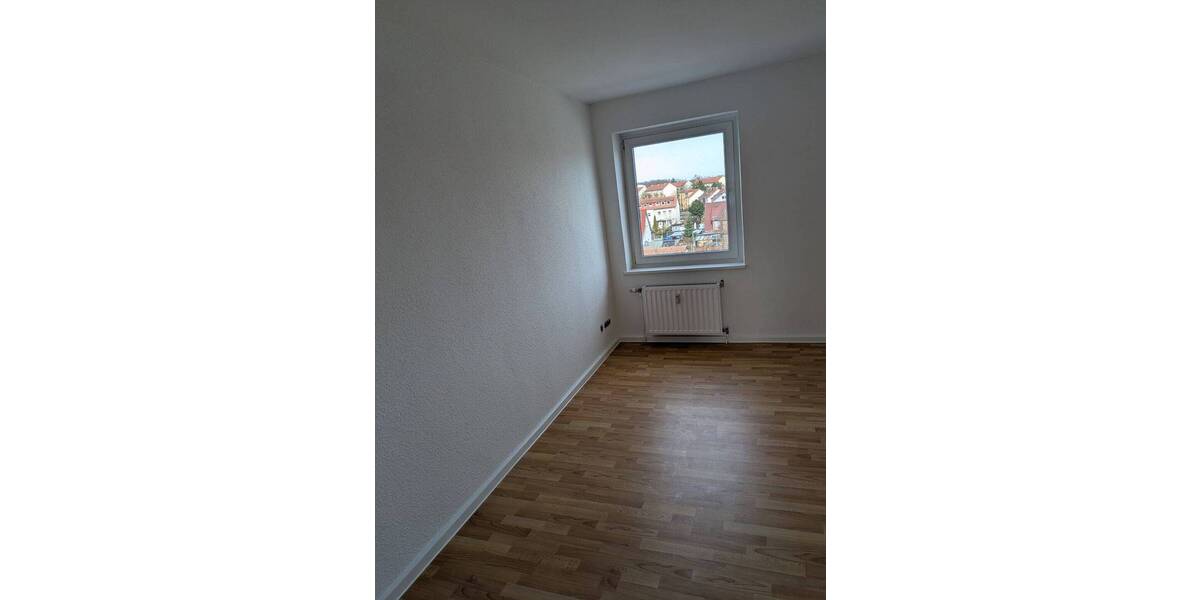 Etagenwohnung Stralsund Kniepervorstadt - 4 Zimmer, 101 m&sup2;, 890&euro; | Angebot:26207418
