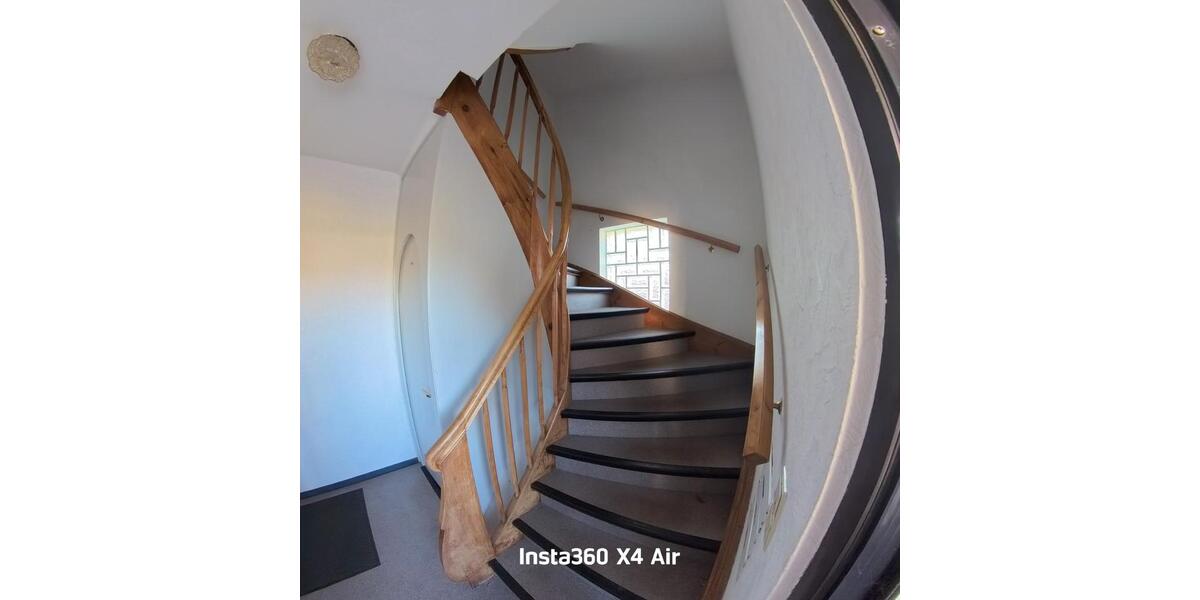 Dachgeschoßwohnung Ellwangen (Jagst) - 4 Zimmer, 80 m&sup2;, 790&euro; | Angebot:26679245