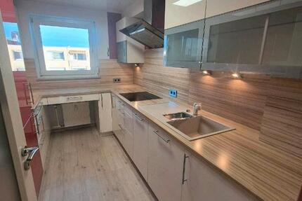 Wohnung Böblingen - 4 Zimmer, 93 m&sup2;, 1.400&euro; | Angebot:24836825