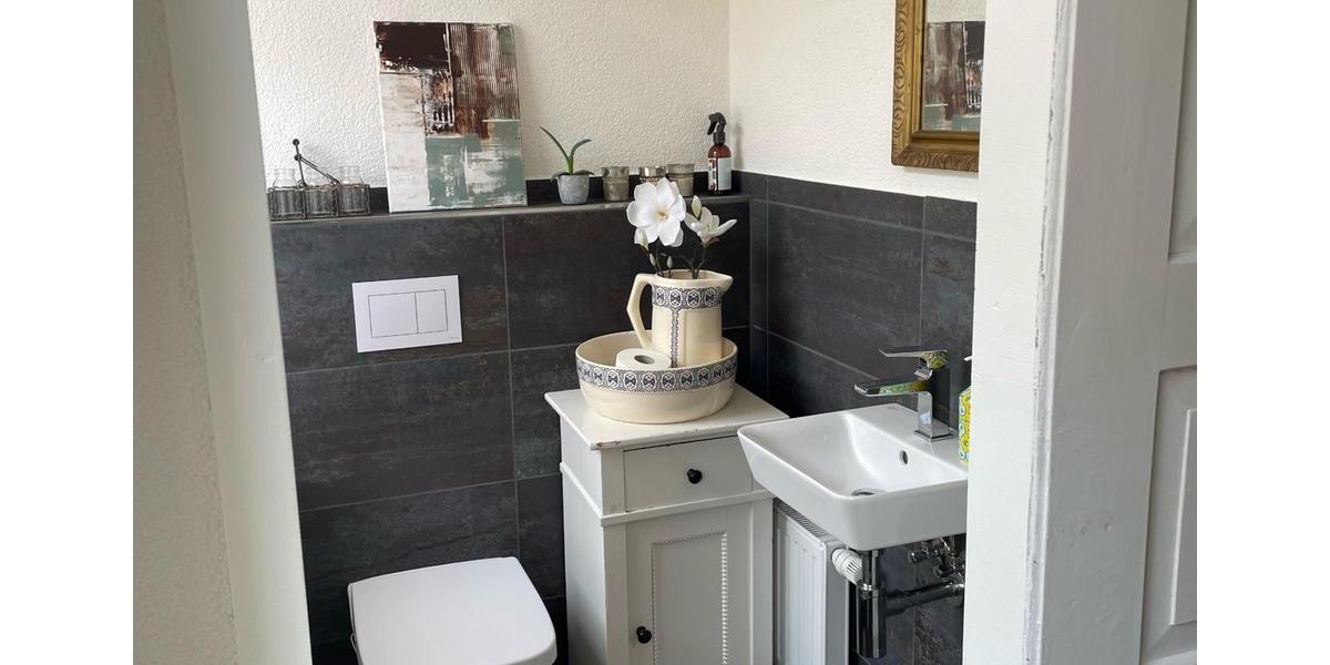 Wohnen auf Zeit Rottweil - 3 Zimmer, 110 m&sup2;, 1.422&euro; | Angebot:26219671