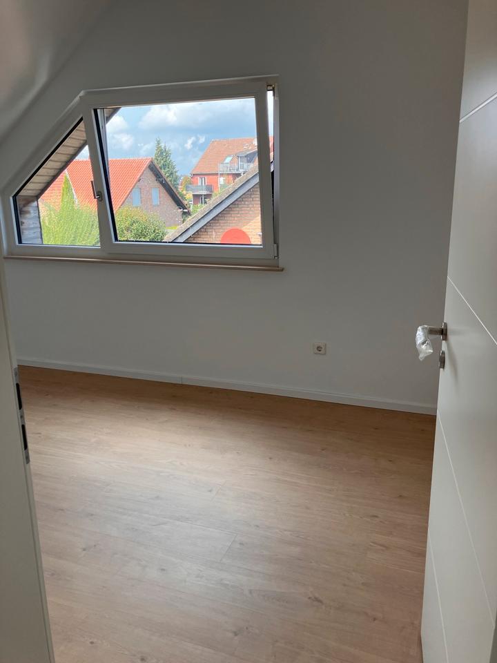 Helle neu renovierte 3-Zimmer-Wohnung