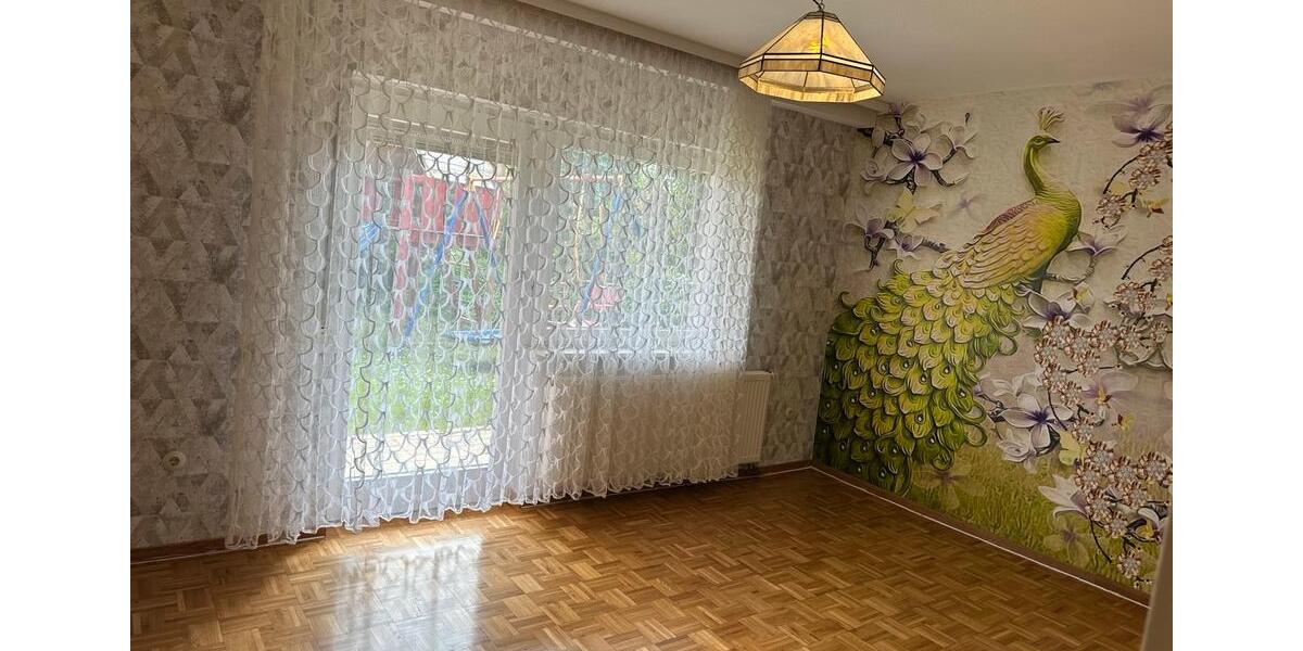 Erdgeschoßwohnung Ortenberg - 4 Zimmer, 120 m&sup2;, 900&euro; | Angebot:26479833
