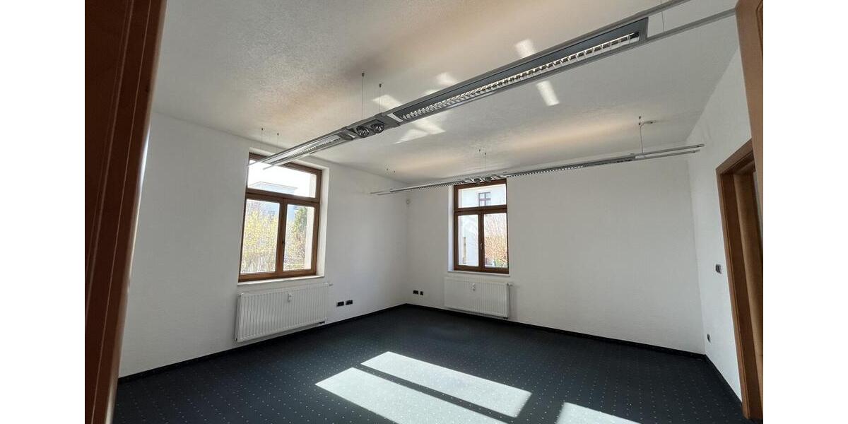 Erdgeschoßwohnung Schönebeck (Elbe) - 4 Zimmer, 135 m&sup2;, 1.350&euro; | Angebot:25900172