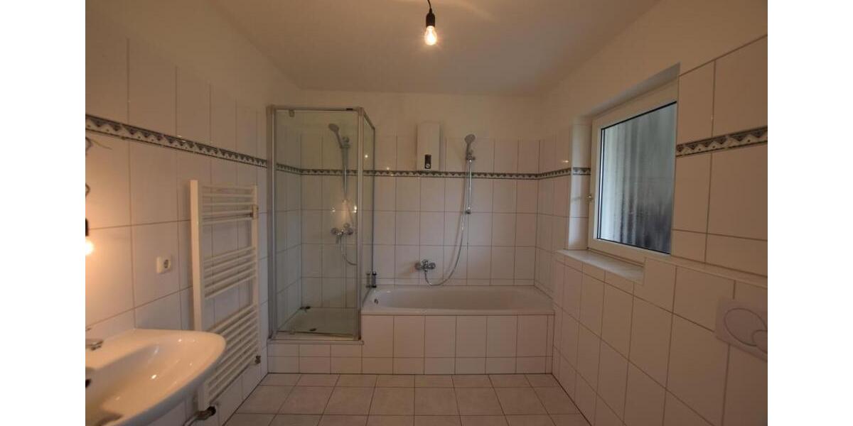 Erdgeschoßwohnung Hameln Kernstadt - 3 Zimmer, 80 m&sup2;, 620&euro; | Angebot:21459607