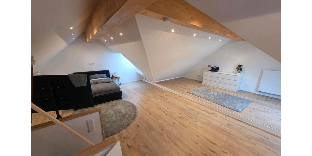 Exclusive Neubau 3,5 Zi. Wohnung, Dachg. + Galerie, großer Balkon 4 zimmer