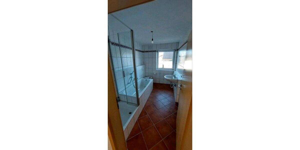 Etagenwohnung Marktoberdorf - 4 Zimmer, 104 m&sup2;, 1.300&euro; | Angebot:25945375