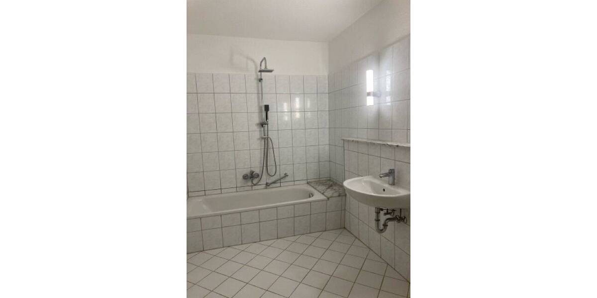 Etagenwohnung Stadtilm Oberilm - 3 Zimmer, 78 m&sup2;, 465&euro; | Angebot:26820366