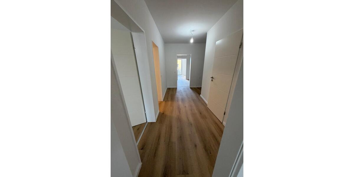 Etagenwohnung Oldenburg Drielaker-Moor - 3 Zimmer, 87 m&sup2;, 1.150&euro; | Angebot:25987048