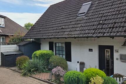 Haus Pattensen - 3 Zimmer, 90 m&sup2;, 1.150&euro; | Angebot:27610513