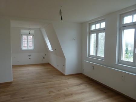 Dachgeschoßwohnung Neustadt bei Coburg - 4 Zimmer, 85 m&sup2;, 845&euro; | Angebot:23510918