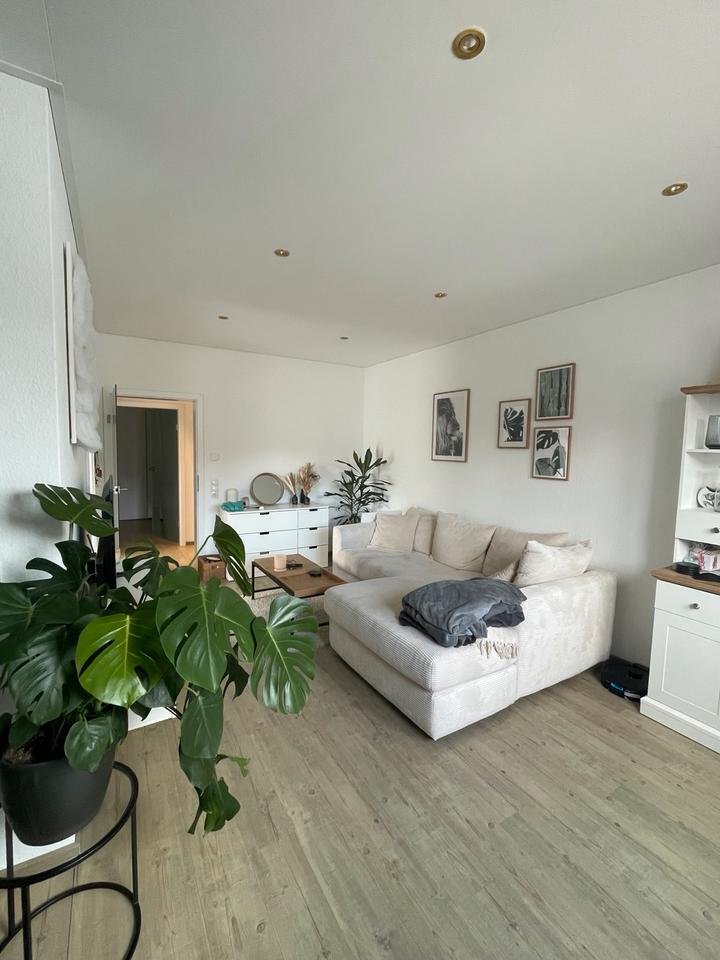 Schöne 2 Zimmer-Wohnung ab dem 01.11. zu vermieten
