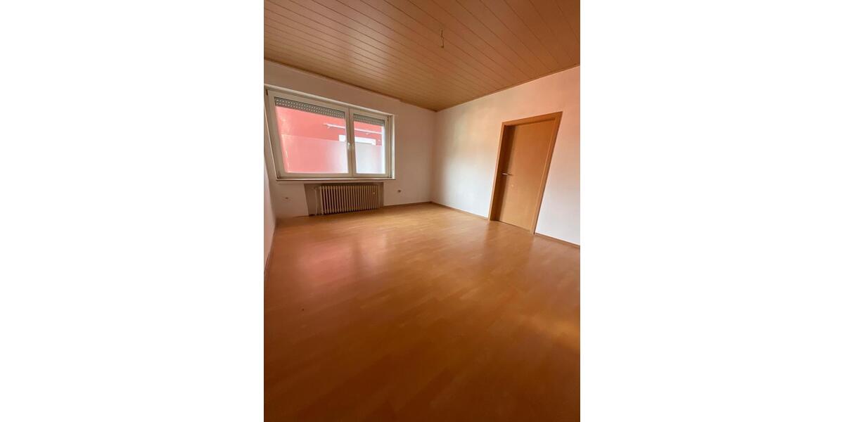 Erdgeschoßwohnung Hamm - 3.5 Zimmer, 84 m&sup2;, 750&euro; | Angebot:25935357