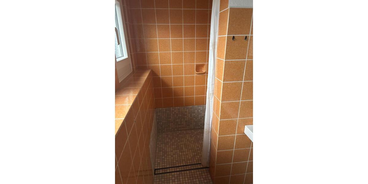Dachgeschoßwohnung Stadthagen - 6 Zimmer, 145 m&sup2;, 900&euro; | Angebot:24801342
