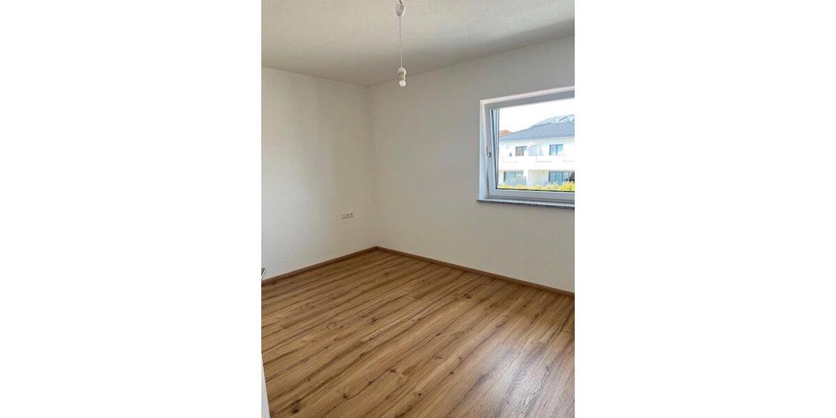 Etagenwohnung Bissingen - 4 Zimmer, 100 m&sup2;, 985&euro; | Angebot:26040564