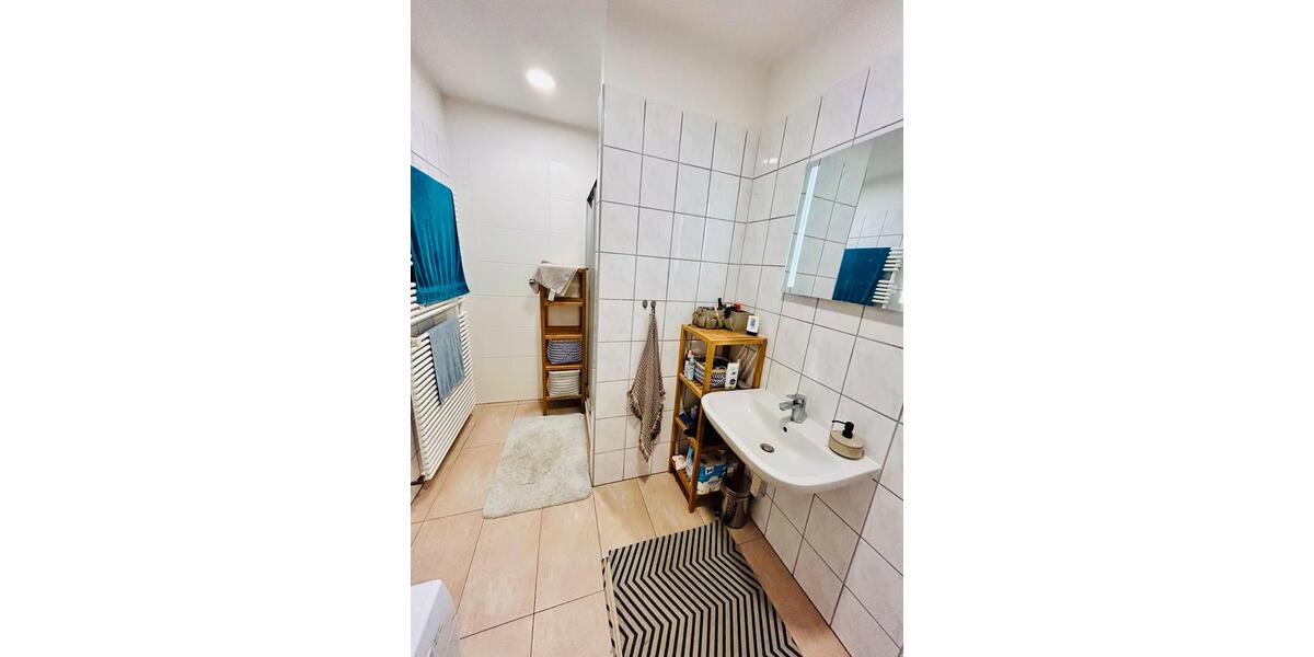 Dachgeschoßwohnung Halle (Saale) Am Wasserturm/Thaerviertel - 2 Zimmer, 61 m&sup2;, 495&euro; | Angebot:26639920