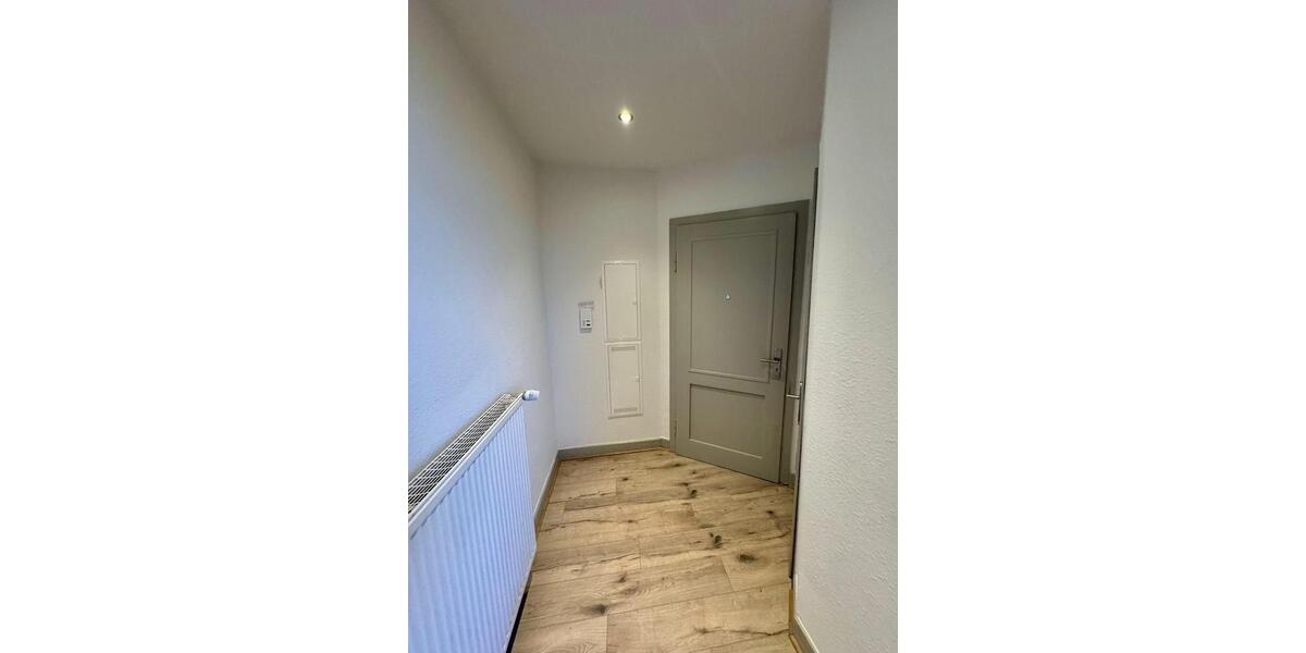 Dachgeschoßwohnung Hildesheim Himmelsthür - 2 Zimmer, 76 m&sup2;, 760&euro; | Angebot:25843741