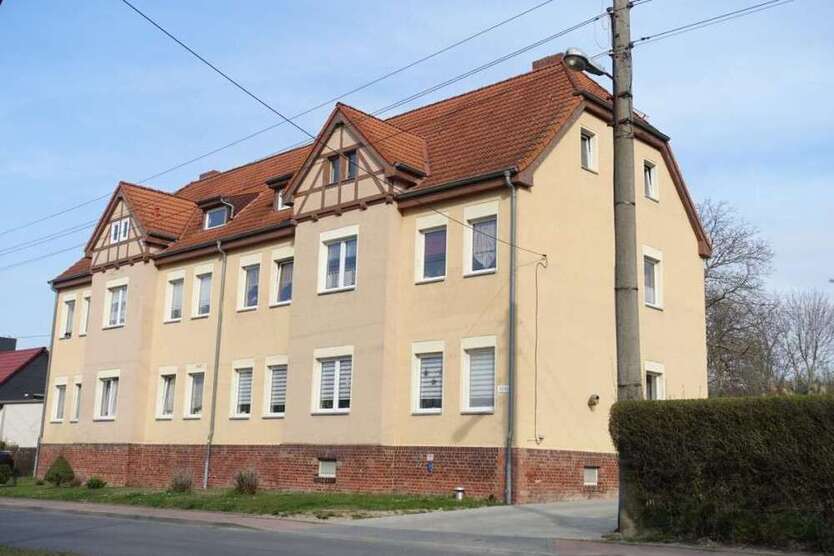 Wohnung zum Mieten in Braunsbedra OT Roßbach 278 € 55.43 m²