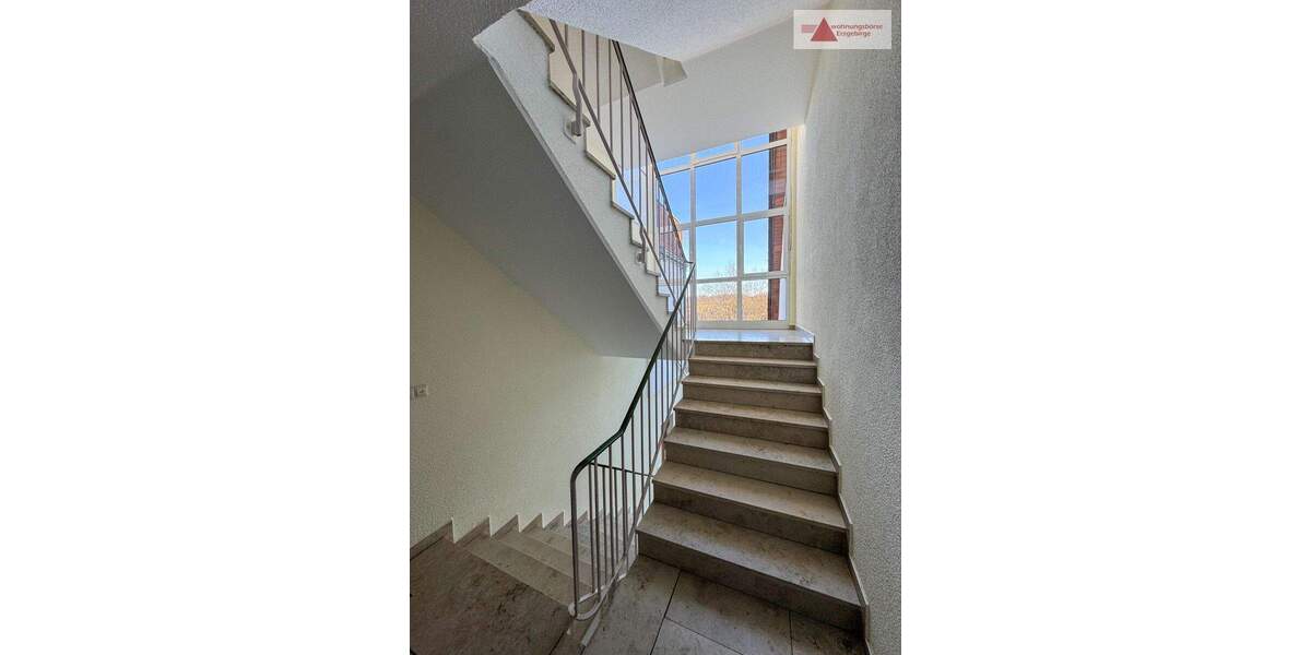 3-Raum-Wohnung mit Balkon & Einbauküche in Bermsgrün 3 zimmer