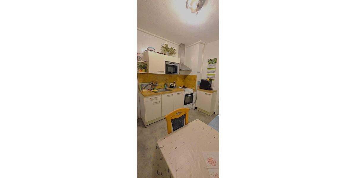 Schnuckelige 3-Raum-Wohnung im 3-Familien-Haus Schmalkalden, Einbauküche, zentrumsnah & im Grünen 3 zimmer