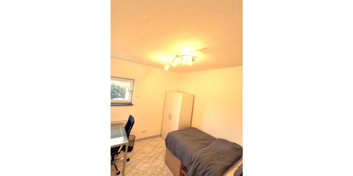 Wohnen auf Zeit Marburg Cappel - 4 Zimmer, 20 m&sup2;, 480&euro; | Angebot:26426728