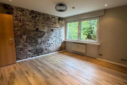 moderne 4-Zimmerwohnung mit Balkon - sofort bezugsfertig! 4 zimmer