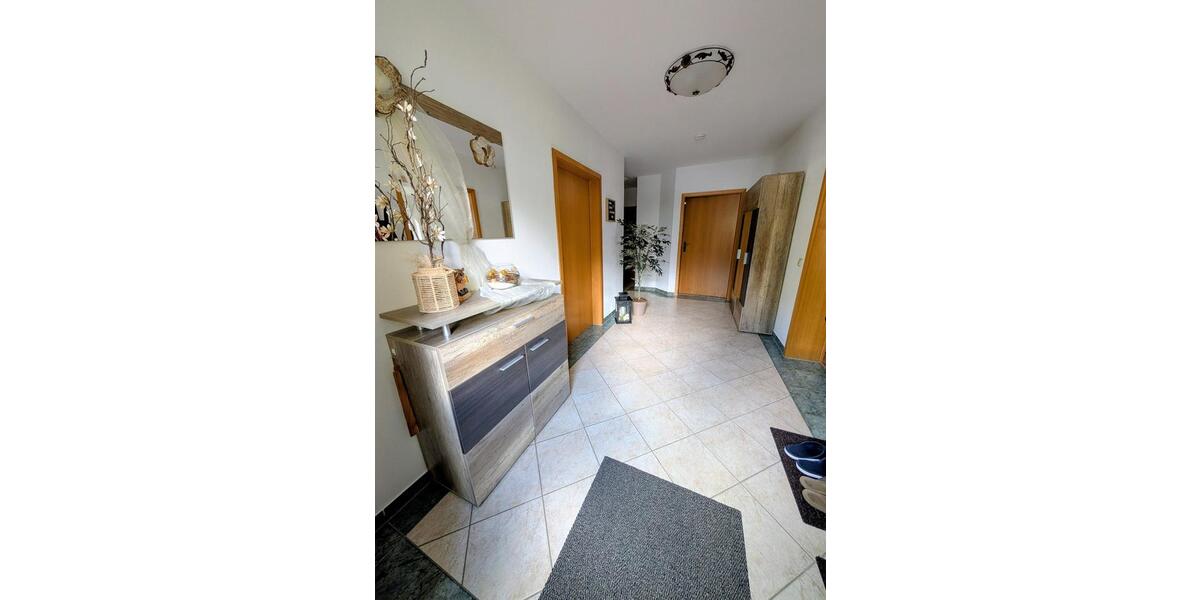 Erdgeschoßwohnung Schwarzenberg/Erzgebirge Erzgebirge - 3 Zimmer, 82 m&sup2;, 690&euro; | Angebot:26698392