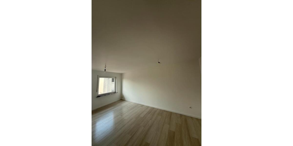 Etagenwohnung Bad Kreuznach - 2 Zimmer, 73 m&sup2;, 970&euro; | Angebot:26040612