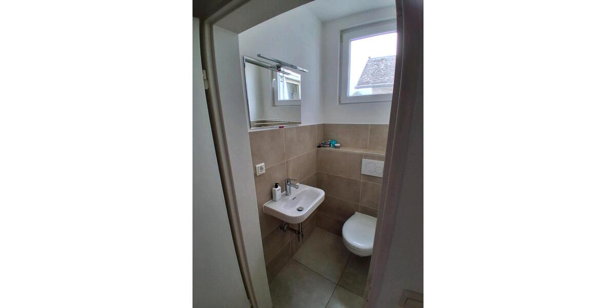 Wohnen auf Zeit Bad Homburg vor der Höhe Berliner Siedlung/Gartenfeld - 4 Zimmer, 16 m&sup2;, 650&euro; | Angebot:26215516