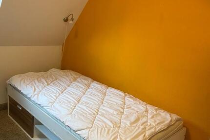 1 Zimmer in einer 3er WG ab1.111.121.1 StudentenPraktikanten zimmer