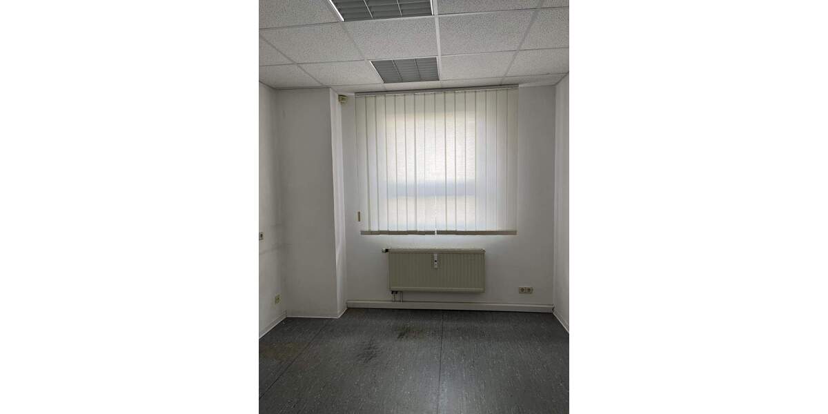 Gewerbeobjekt Bischofswerda - 6 Zimmer, 200 m&sup2;, 1.994&euro; | Angebot:25708991