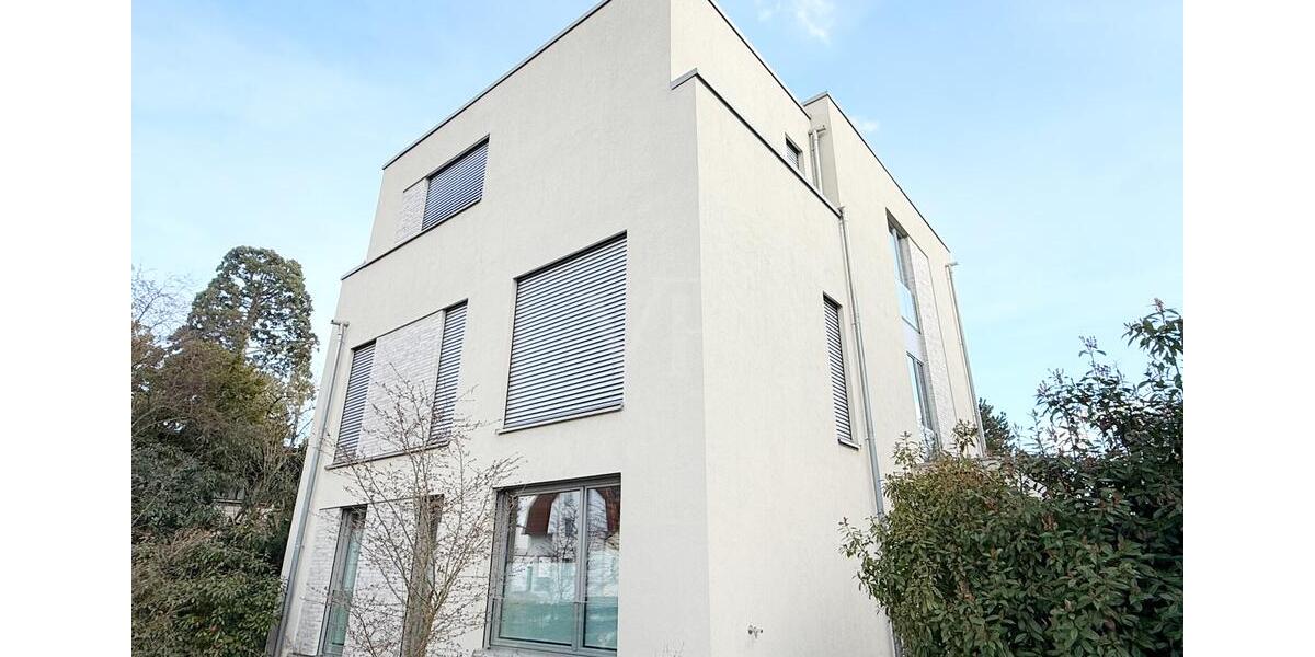 Etagenwohnung Oberursel (Taunus) - 3 Zimmer, 90 m&sup2;, 2.100&euro; | Angebot:25922135