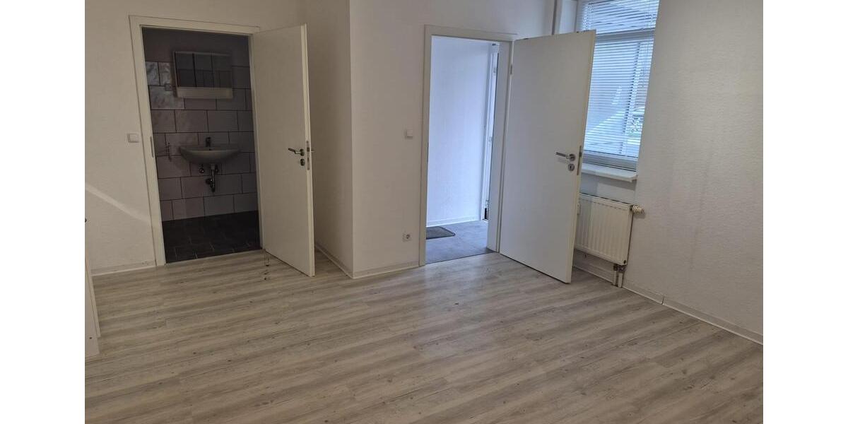 Mehrfamilienhaus, Wohnhaus Clausthal-Zellerfeld Zellerfeld - 1 Zimmer, 27 m&sup2;, 270&euro; | Angebot:25178480