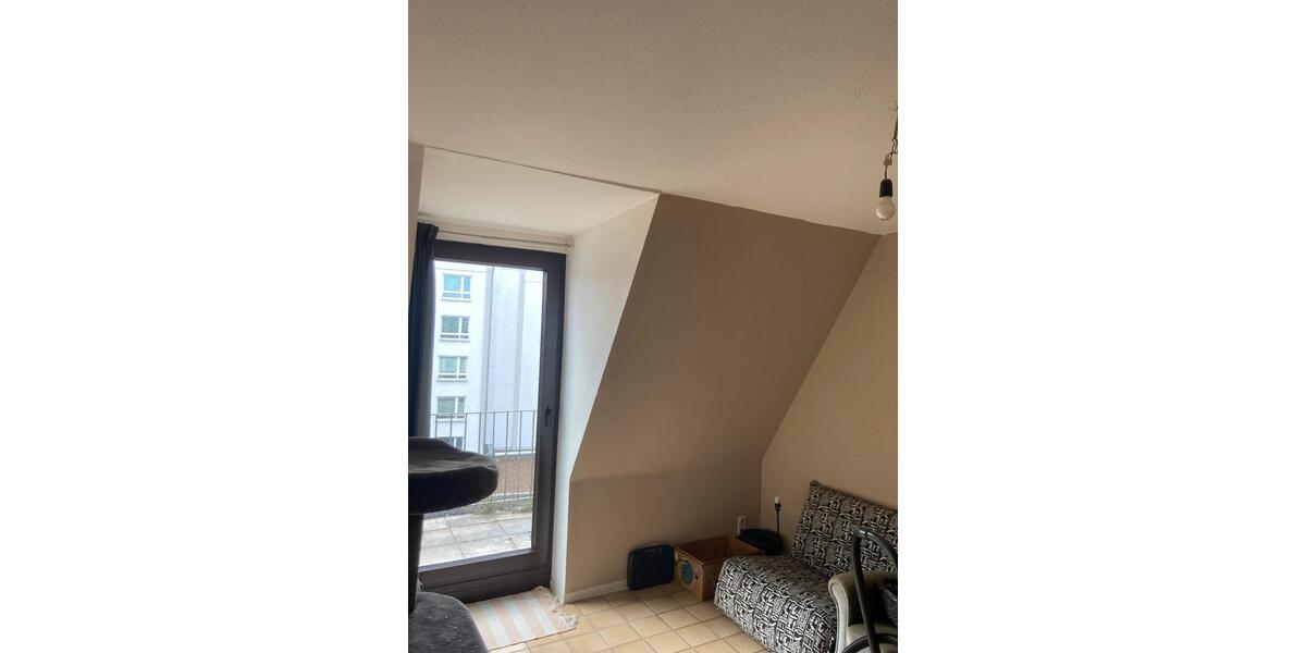 Dachgeschoßwohnung Herford - 4 Zimmer, 99 m&sup2;, 700&euro; | Angebot:25961261