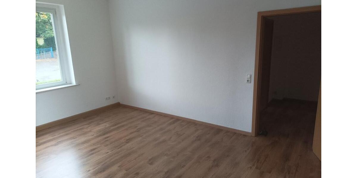 Erdgeschoßwohnung Ebersbach-Neugersdorf Neugersdorf - 2 Zimmer, 50 m&sup2;, 250&euro; | Angebot:26023060