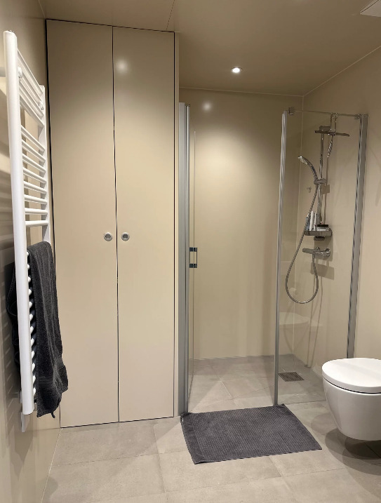 1-Zimmer-Wohnung mit Balkon zimmer