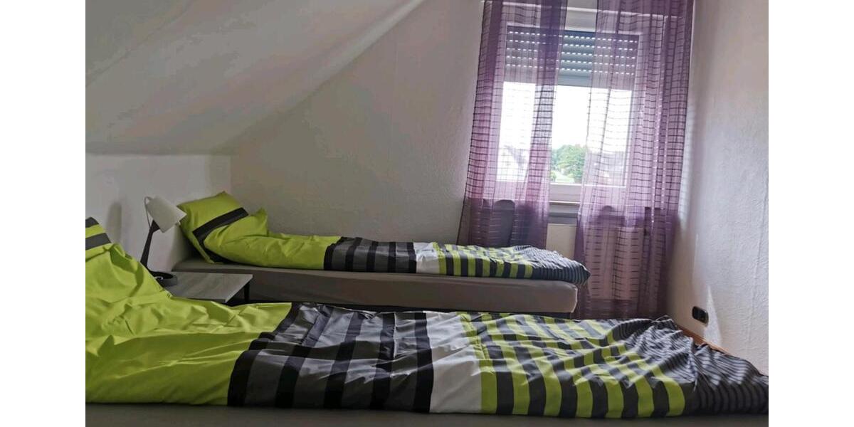 Wohnen auf Zeit Bad Oeynhausen - 5 Zimmer, 15 m&sup2;, 500&euro; | Angebot:26337032