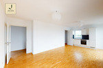 Wohnen auf über 100 Quadratmetern: 3-Zimmer-Penthousewohnung mit Einbauküche und Dachterrasse zimmer