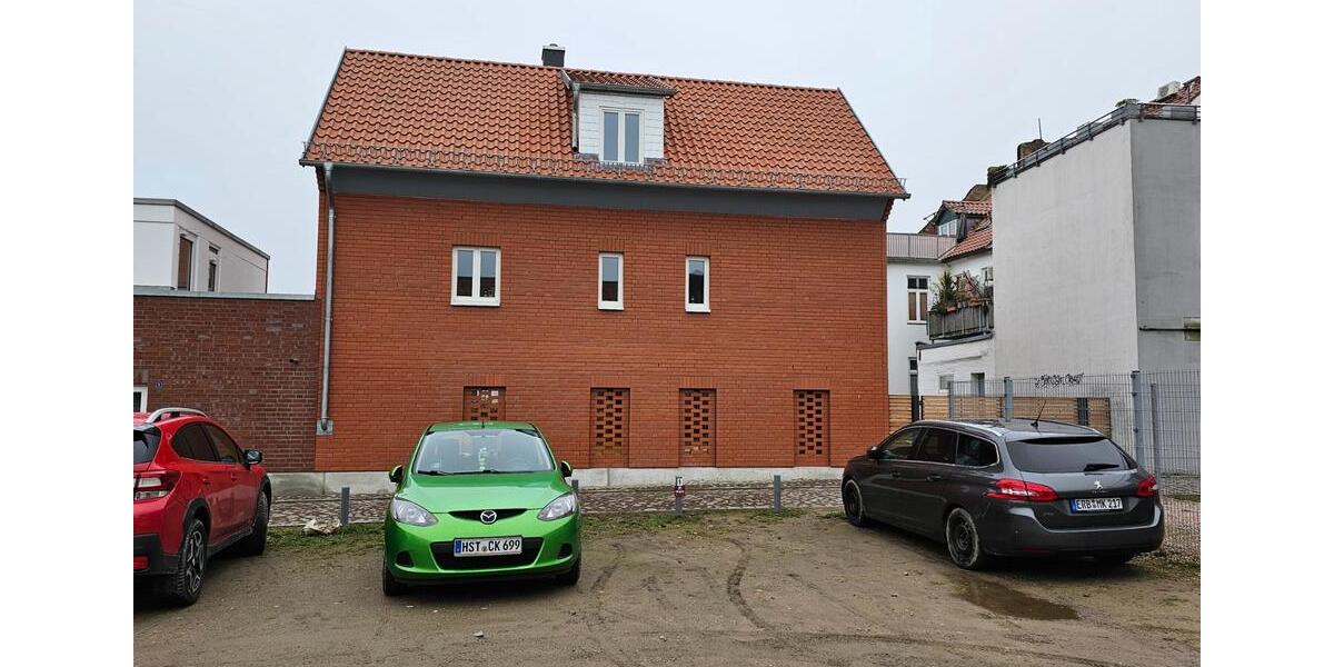 Etagenwohnung Stralsund - 4 Zimmer, 95 m&sup2;, 1.200&euro; | Angebot:25963471