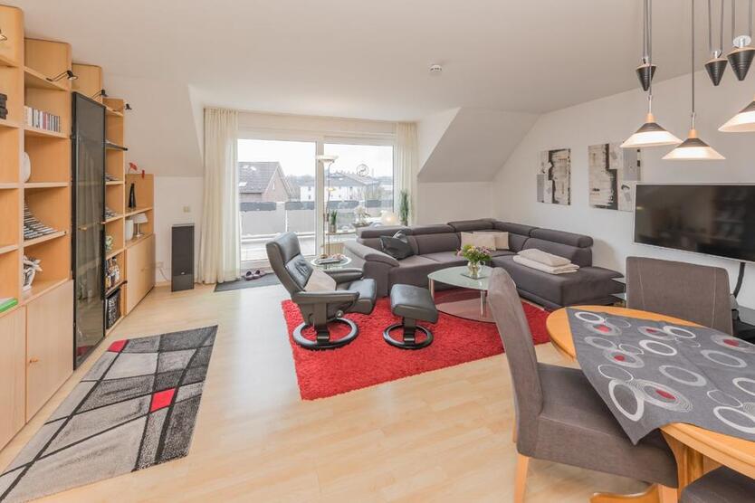Große 3-Zimmer-Wohnung mit Balkon in ruhiger Lage von Altlünen zimmer
