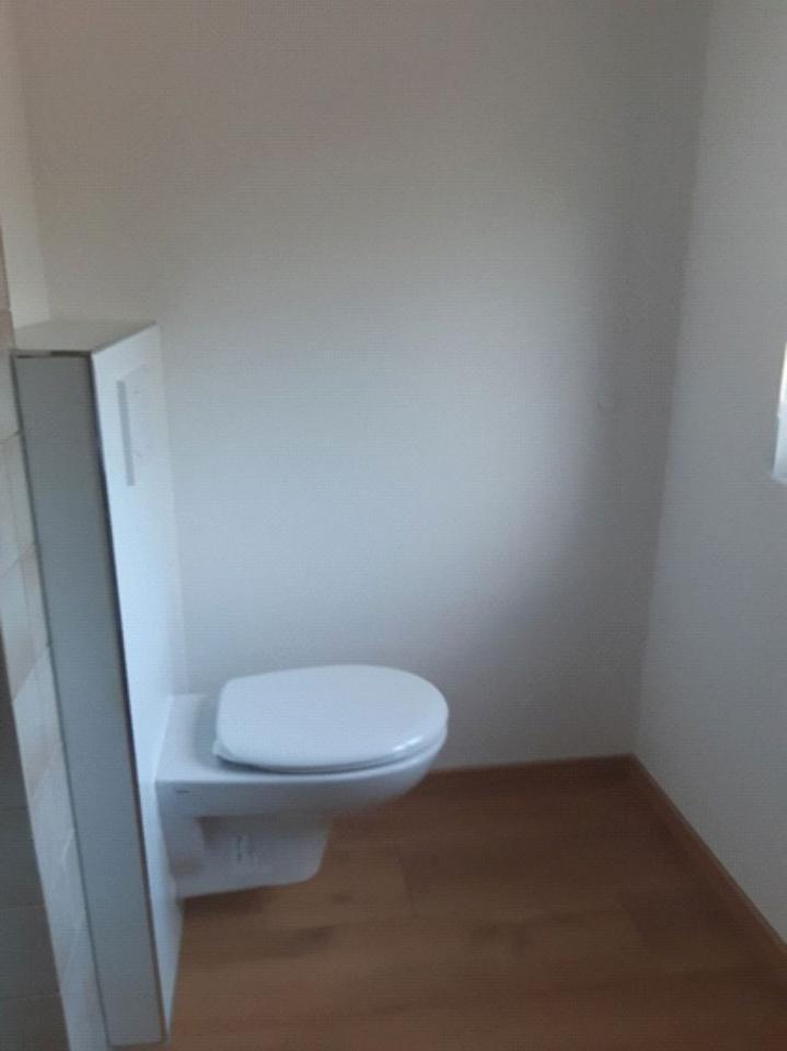 Renovierte! 1.OG ! 3-4 Zi.Whg.! Ruhige Lage ! nur 3 Wohneinheiten! zimmer