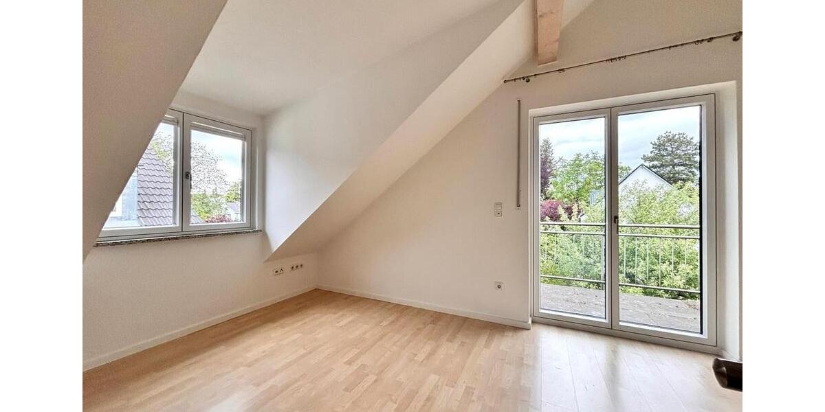 Doppelhaushälfte München Sendling-Westpark - 5 Zimmer, 172 m&sup2;, 3.400&euro; | Angebot:26579077