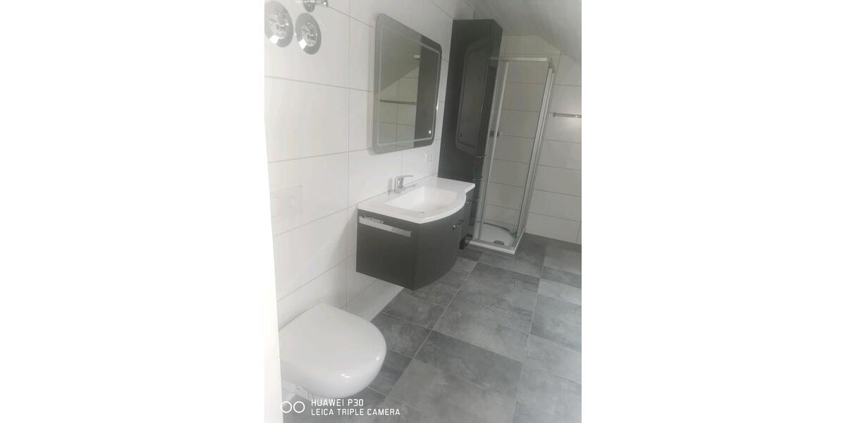 Dachgeschoßwohnung Jockgrim - 1 Zimmer, 65 m&sup2;, 790&euro; | Angebot:24848104