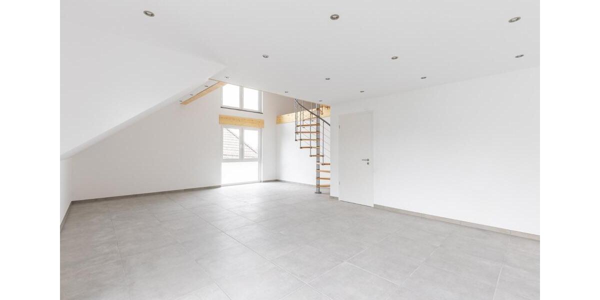 Dachgeschoßwohnung Dahlem - 3 Zimmer, 104 m&sup2;, 1.248&euro; | Angebot:24597544