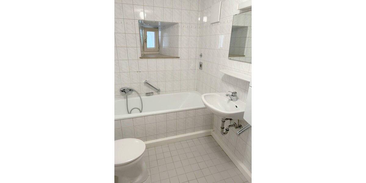 Etagenwohnung Bad Wimpfen - 2 Zimmer, 49 m&sup2;, 588&euro; | Angebot:26833835