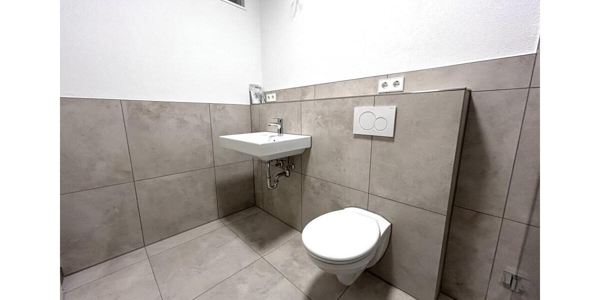 Etagenwohnung Vaihingen an der Enz - 2 Zimmer, 78 m&sup2;, 1.000&euro; | Angebot:26044719