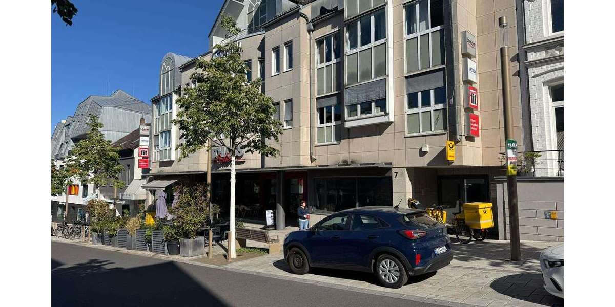 Einzelhandel in Bergischg Gladbach 1.000 € 67.22 m² zimmer